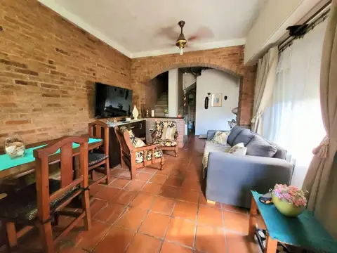 Depto Tipo Casa en Venta de 3 ambientes