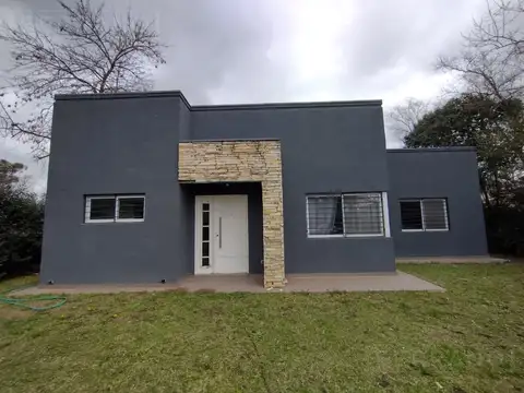 Venta Casa, 3 dormitorios , dos baños,  Parque Sakura, Exaltacion de la Cruz