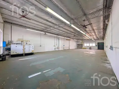 VENTA LOCAL COMERCIAL CON OFICINAS Y DEPOSITO DE 777 M² EN ECHESORTU ROSARIO