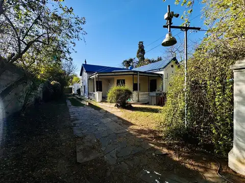 ¡Alquiler! Casona sobre Heriberto Martínez | 5 Dormitorios | Uso Residencial o Comercial