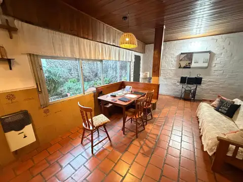 CASA 5 AMB EN LOTE PROPIO CON TERRAZA Y POTENCIAL DE AMPLIACIÓN – FLORIDA