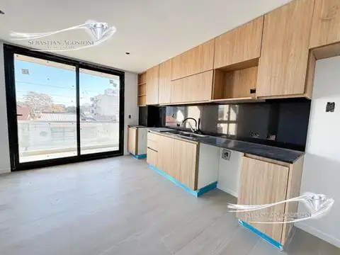 Departamento en Venta con 2 cocheras