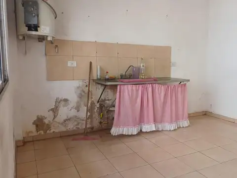 Departamento en Alquiler en Rafael Castillo, $ 350.000