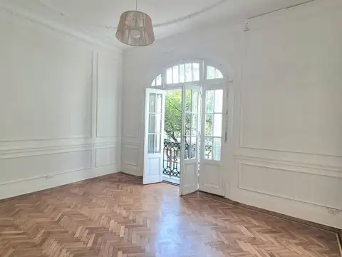 Oficina en Alquiler en Monserrat, $ 1.400.000