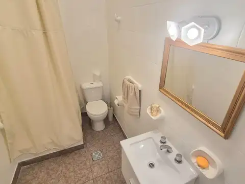 Oficina en Alquiler en Monserrat, $ 1.400.000