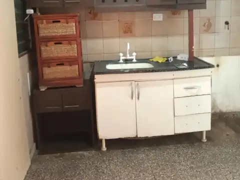 Casa en Alquiler con 1 cochera