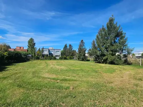 Terreno en Venta en Country Santa Rita, USD 31.000