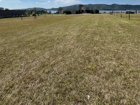 Terreno en Venta de 1216,0 m2