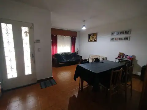CASA EN VENTA - BARRIO CABILDO - APTA CREDITO