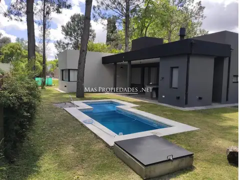 Venta Casa en Altos De San Vicente 4 Dormitorios Canning