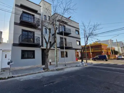 Departamento en Venta en Valentin Alsina, USD 46.000