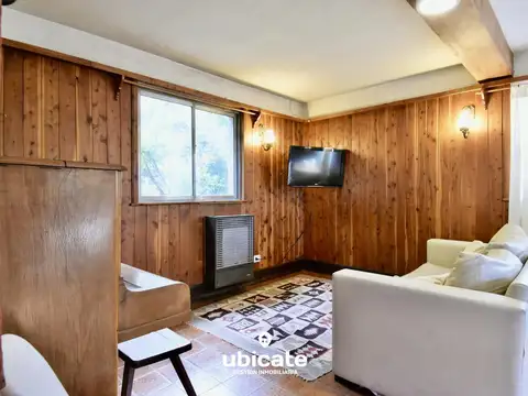 Casa con Departamento con Vista Parcial al lago en Bariloche - Venta