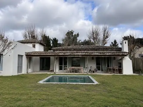Av. Agustín M. García 6385, B1648 Rincón de Milberg, Provincia de Buenos Aires