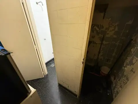 LAVALLE 2000, Piso 1