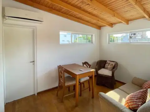 Depto Tipo Casa 4 ambientes con 1 baño