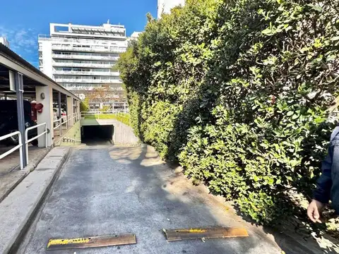Cochera en Venta en Colegiales en los Silos de Dorrego | EDIFICIO CON SEGURIDAD