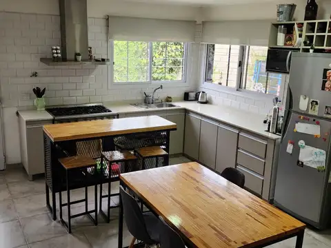 Depto Tipo Casa en Venta en Castelar Norte, USD 155.000