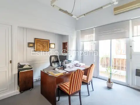 Departamento en Venta. Tres ambientes. Balcón. Baulera. Monserrat