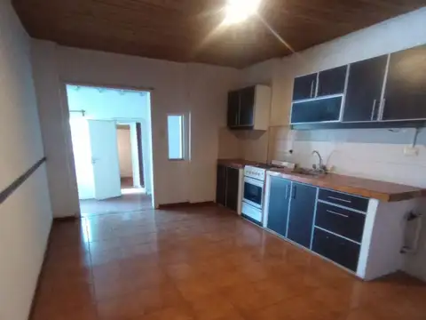 Depto Tipo Casa en Alquiler en Bella Vista, $ 750.000