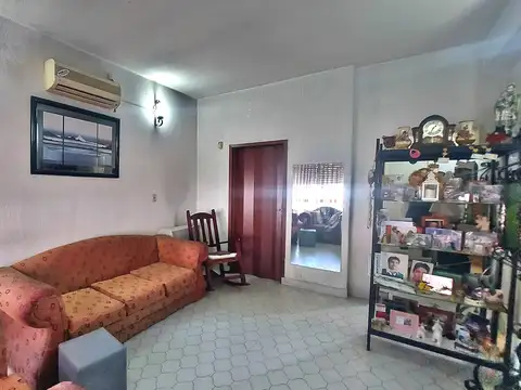 Casa en Venta en Moron Sur, USD 98.000