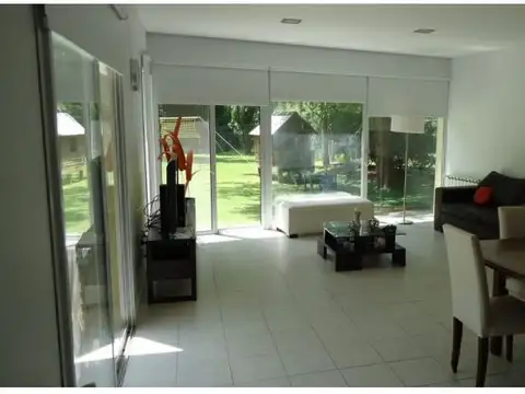 Venta de casa en Barrio Cielo, Roldán.