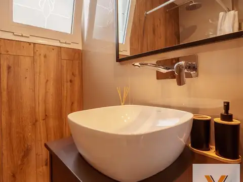 Casa 4 ambientes con 2 baños