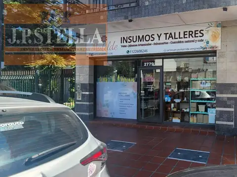 Oficina 20 ambientes con 11 baños