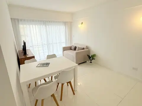 DEPARTAMENTO DE 2 AMB RECICLADO CON BALCON