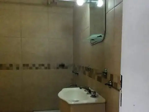 Casa en Venta en Berazategui, USD 58.000