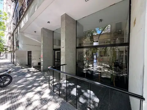 2 Ambientes con balcón y Vista Abierta  APTO CRÉDITO, A REFECCIONAR