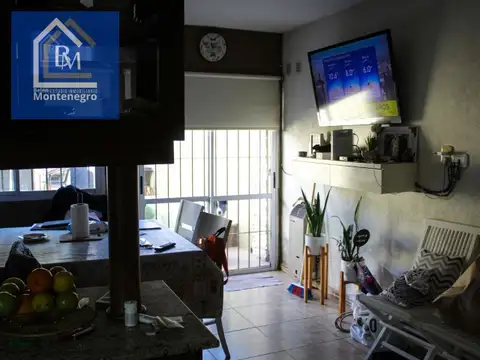 Depto Tipo Casa 4 ambientes con 2 baños