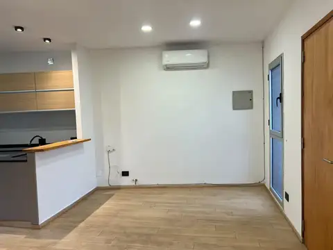 Departamento en Venta en Sexta Sección, USD 77.000