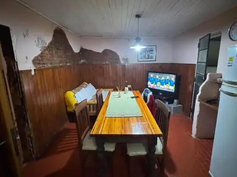 Casa 3 ambientes con 1 baño