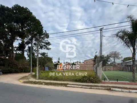 San Martin  al 1600 Esquina Segui
