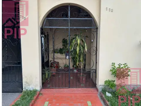 VUELTA DE OBLIGADO 700