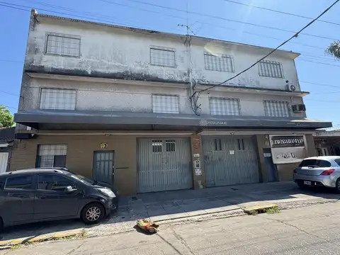 Galpon en Venta 45  mts Fondo