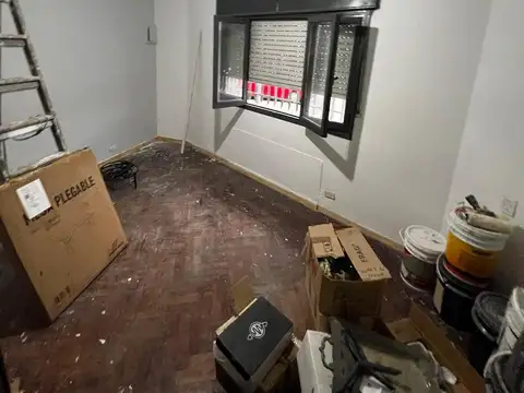 Depto Tipo Casa en Venta 50 años