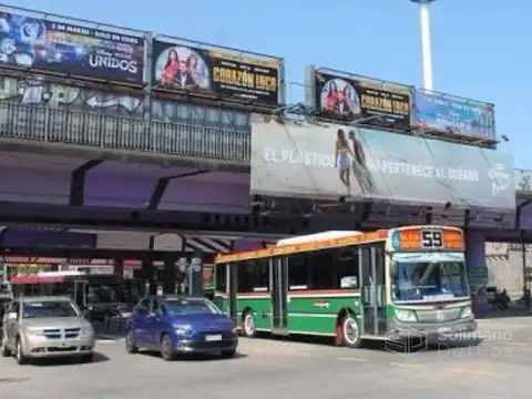 Edificio comercial en venta en  Vicente Lopez - General Paz