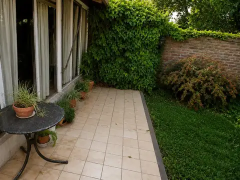 Venta | Casa 5 ambientes | Banfield