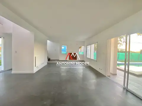 Casa en Alquiler en Pilar, USD 1.400