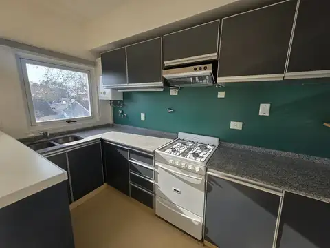 Departamento 3 ambientes con 2 baños