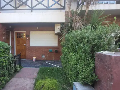CASAS - DUPLEX - BURZACO, GRAN BS. AS. SUR