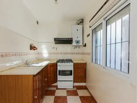 Depto Tipo Casa en Venta 50 años