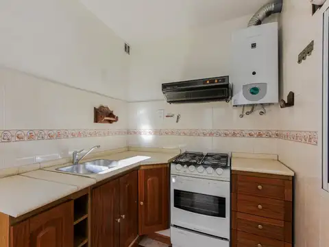 Depto Tipo Casa en Venta 50 años