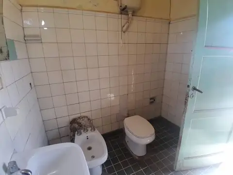 Venta de Casa Mixta, 3 dormitorios. Santa Lucia