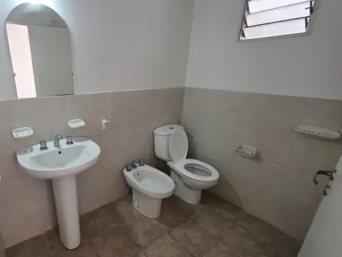 Departamento en Alquiler en Pacheco Sur, $ 650.000