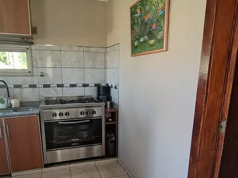 CASA DE 4 AMB EN BAJADA LA PAZ