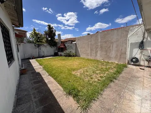 Casa en Venta en Ciudad Jardín del Palomar, USD 255.000