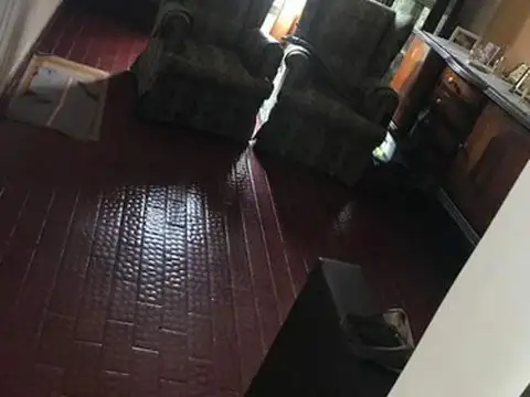 Casa 3 ambientes con 1 baño