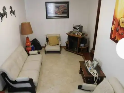 Casa en Venta en Moron Sur, USD 140.000